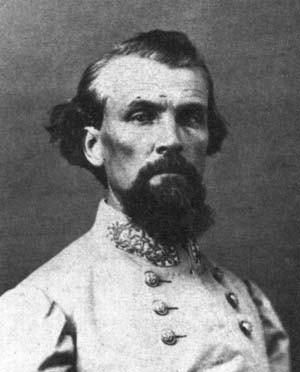 南军将军内森·贝德福德·福雷斯特在美国内战期间从普通士兵一跃成为一名勇敢无畏的骑兵指挥官。